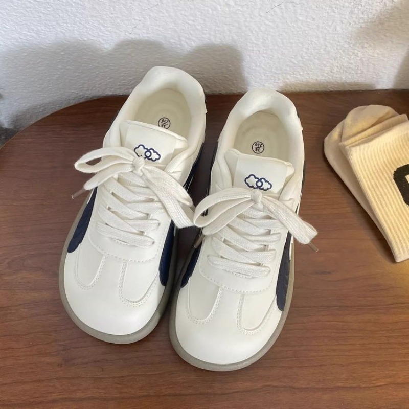 Vintage Women Chunky Sneakers  - Guipure Lace Panel ulasan dan harga